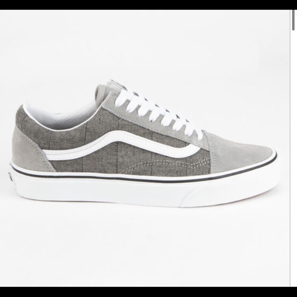 Vans Old Skool Herringbone shoes. Women’s size 9.5. Gray, black, & white - Picture 2 of 6